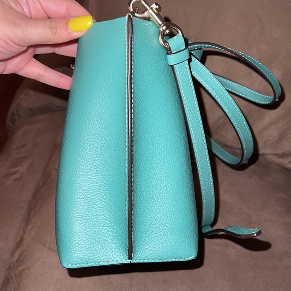 Coach Mollie Tote 25- used once - Picture 10 of 11